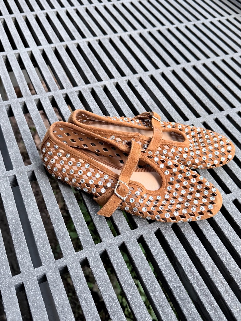Steve Madden Brown Suede Rhinestone Studded Dreaming Mary Jane Flats - Picture 4 of 7